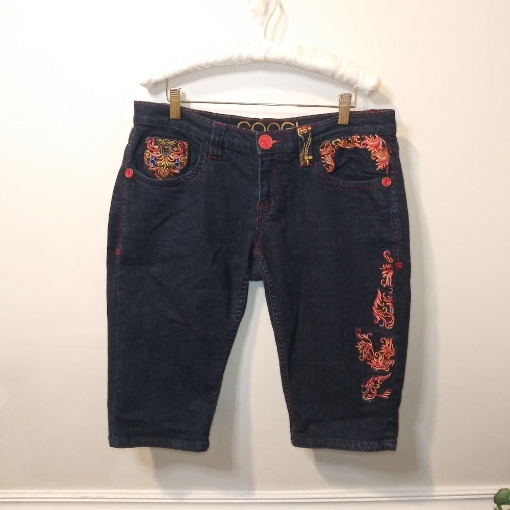 Rare Vintage COOGI Embroidered Denim 15 Inch Inseam Bermuda Style Shorts